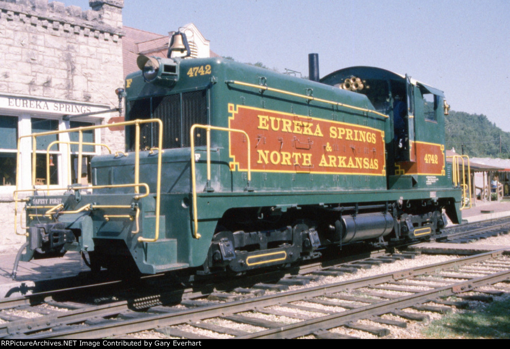 ESNA SW1 #4742 - Eureka Springs & Northern Arkansas